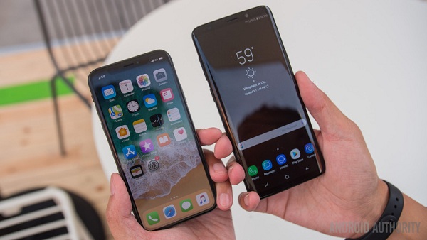 Đặt lên bàn cân Galaxy S9/S9+ và iPhone X